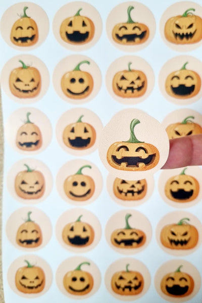 24 Halloween Sweets Stickers Self Adhesive Pumpkin Labels Autumn Round Circle